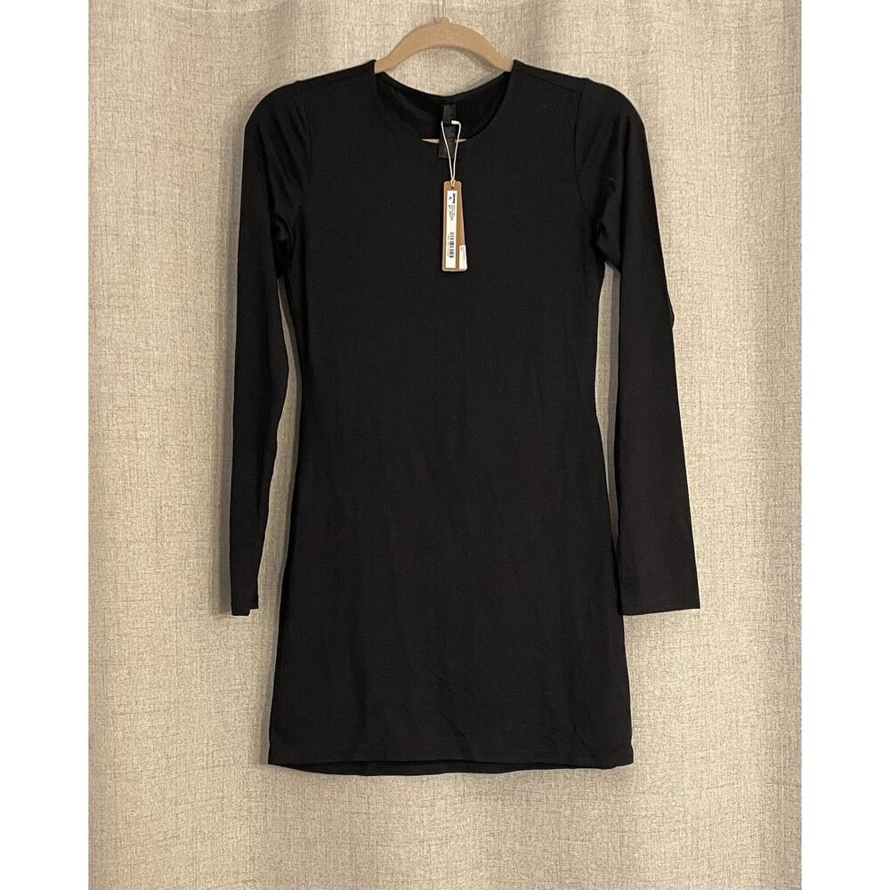 SKIMS Smooth Layers Crewneck Mini Dress, Color Obsidian Size Med NEW W/ Tags